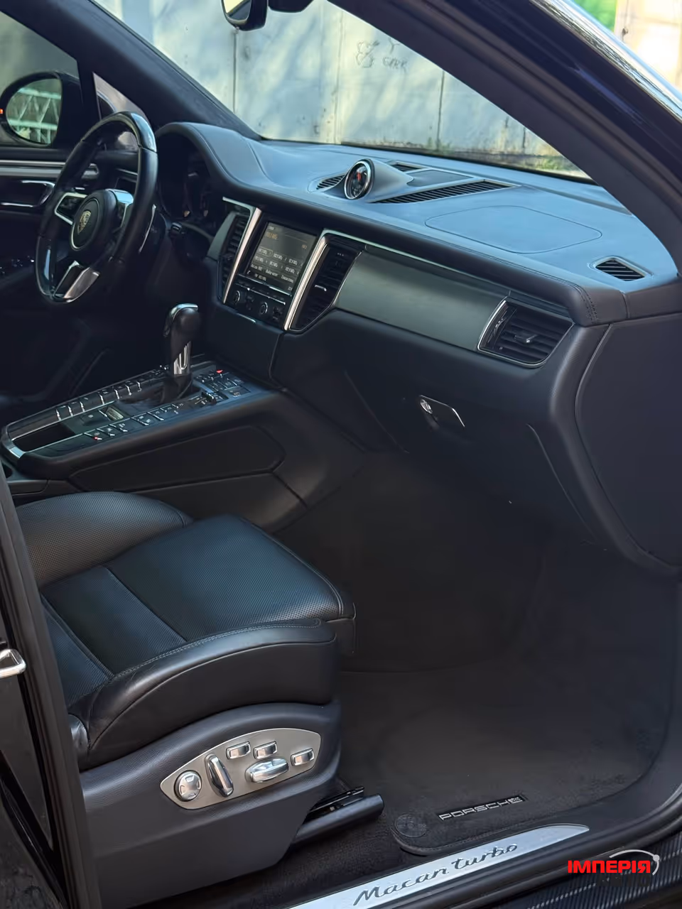 Porsche Macan - фото 9
