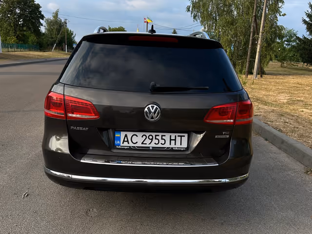 Volkswagen Passat - фото 5