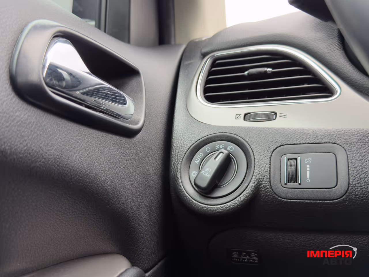 Dodge Journey - фото 33