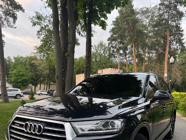 Audi Q7 - фото 4