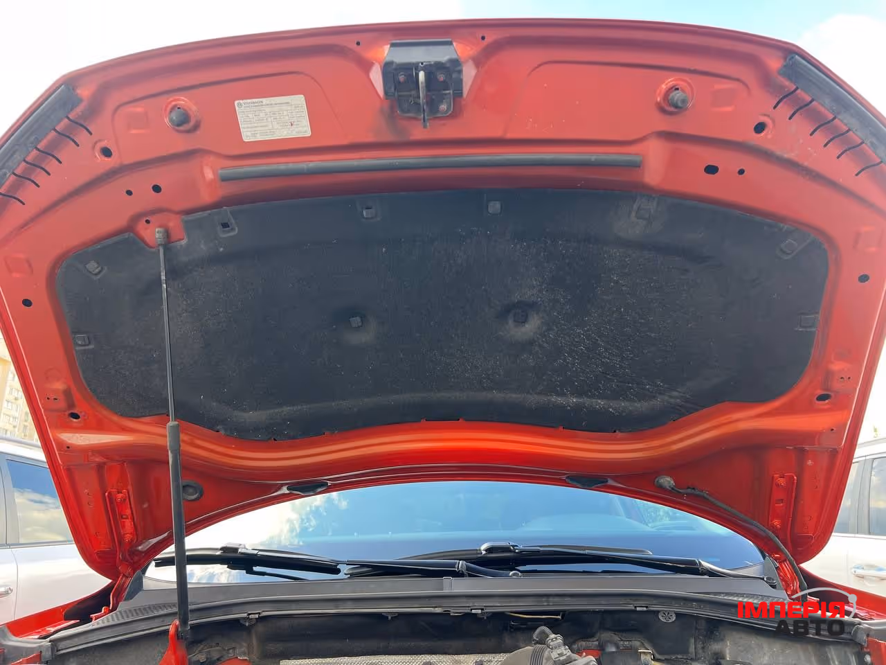 Volkswagen Tiguan - фото 4