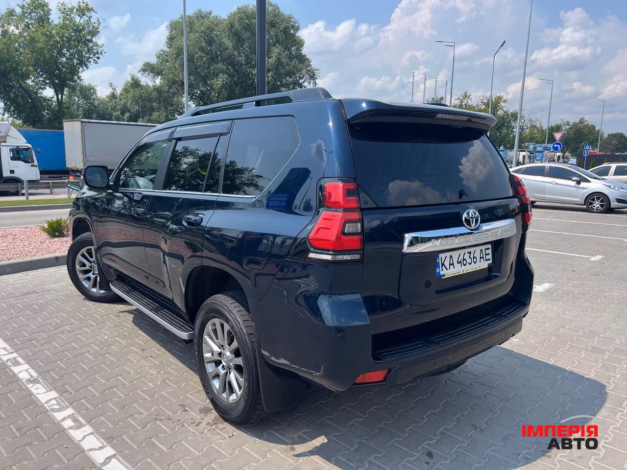 Toyota Land Cruiser Prado - фото 4
