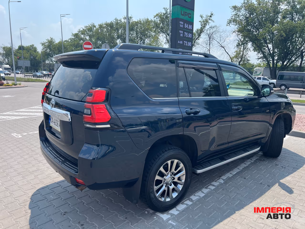 Toyota Land Cruiser Prado - фото 3