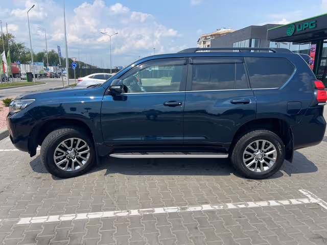 Toyota Land Cruiser Prado - фото 2