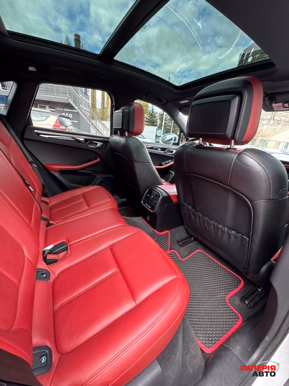 Porsche Macan - фото 11