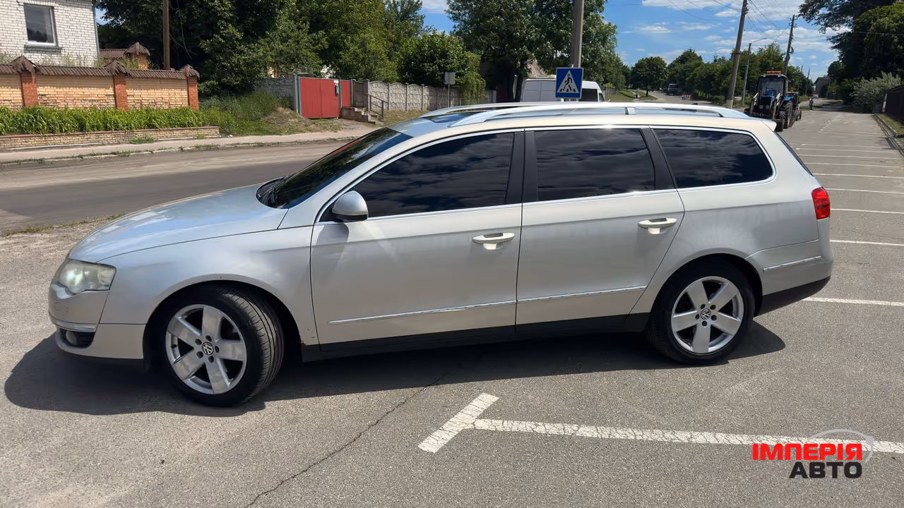 Volkswagen Passat - фото 6