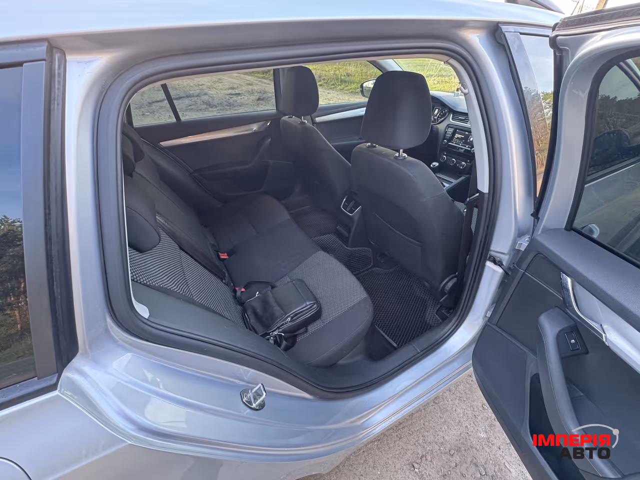 Skoda Octavia - фото 8