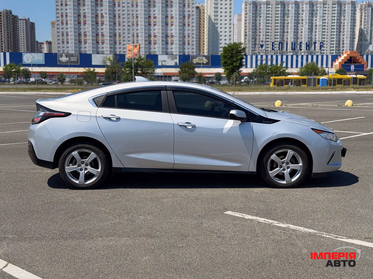 Chevrolet Volt - фото 11