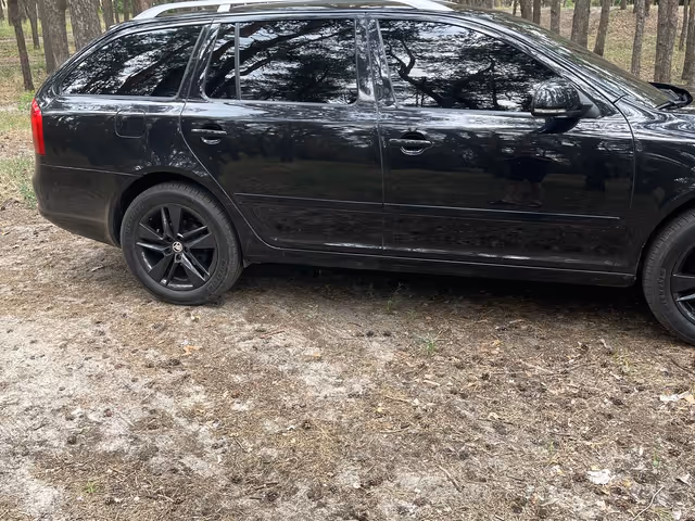 Skoda Octavia - фото 4