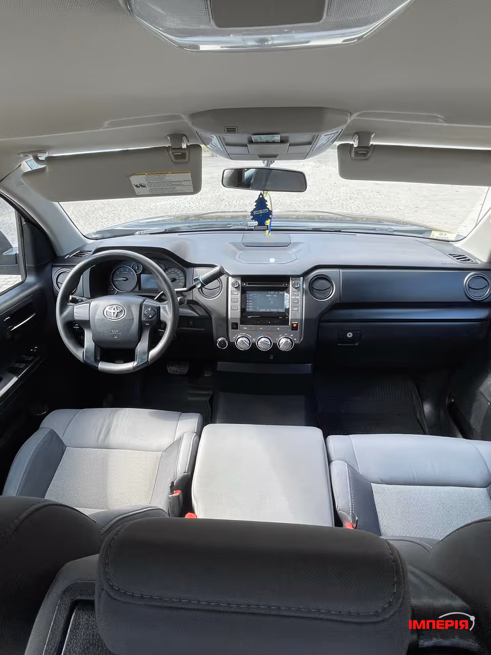 Toyota Tundra - фото 12