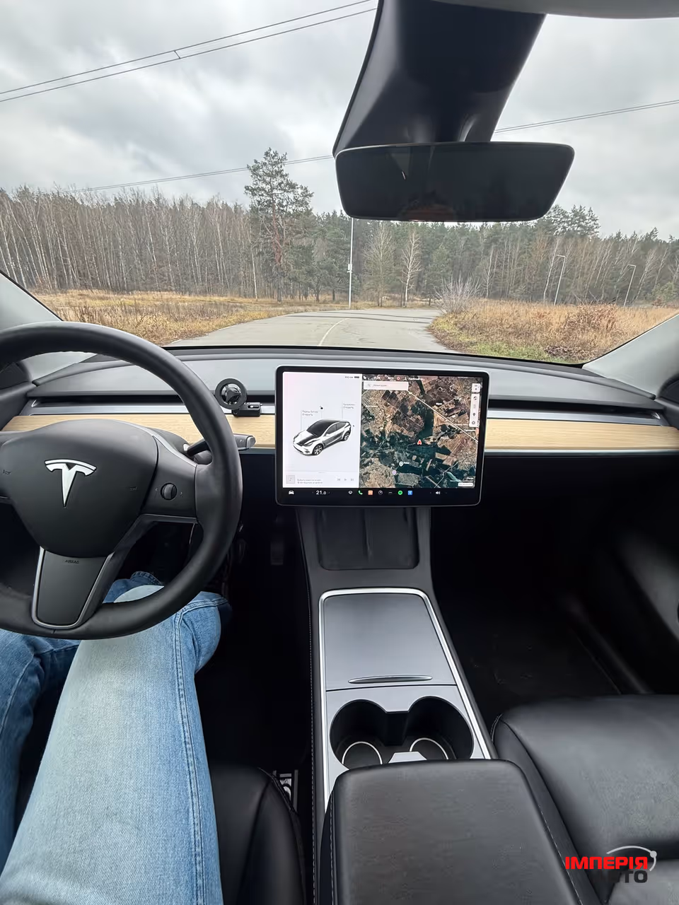 Tesla Model Y - фото 18