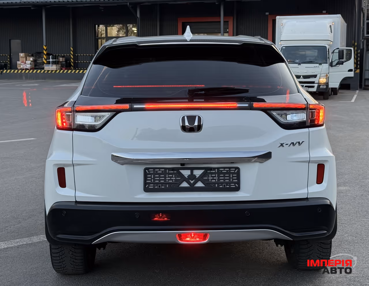 Honda M-NV - фото 6