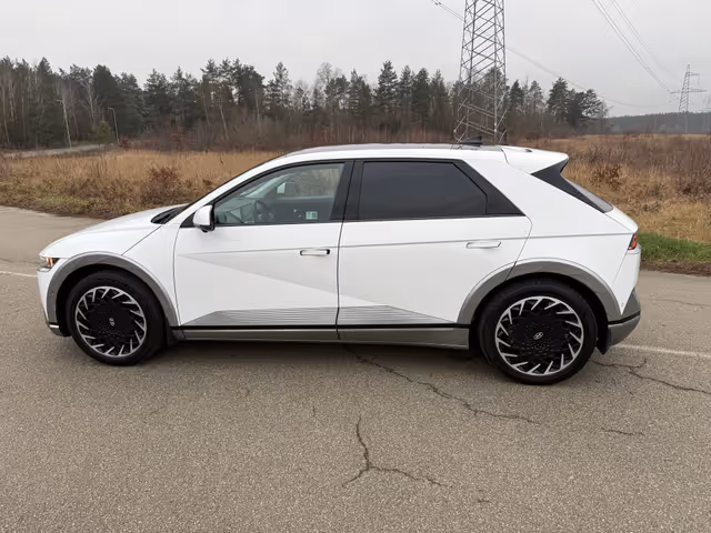 Hyundai IONIQ 5 - фото 5