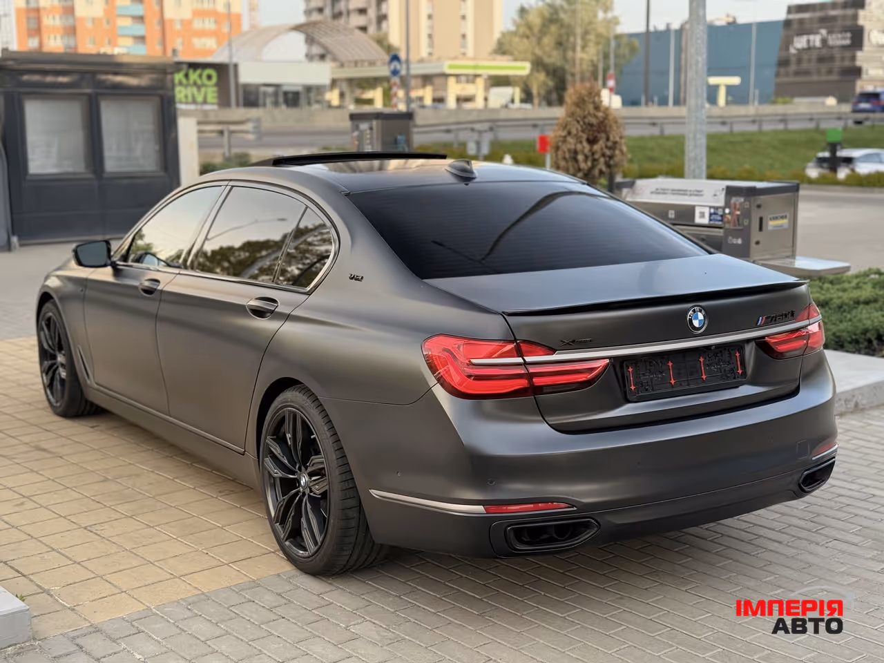 BMW 7 серії - фото 5