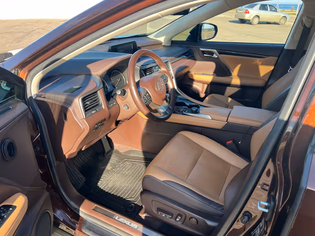 Lexus RX - фото 2