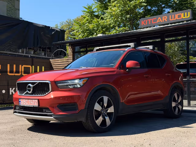 Volvo XC40 - фото 2
