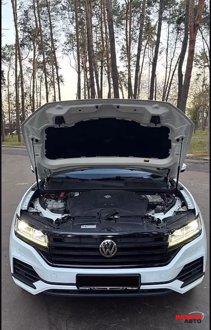 Volkswagen Touareg - фото 15