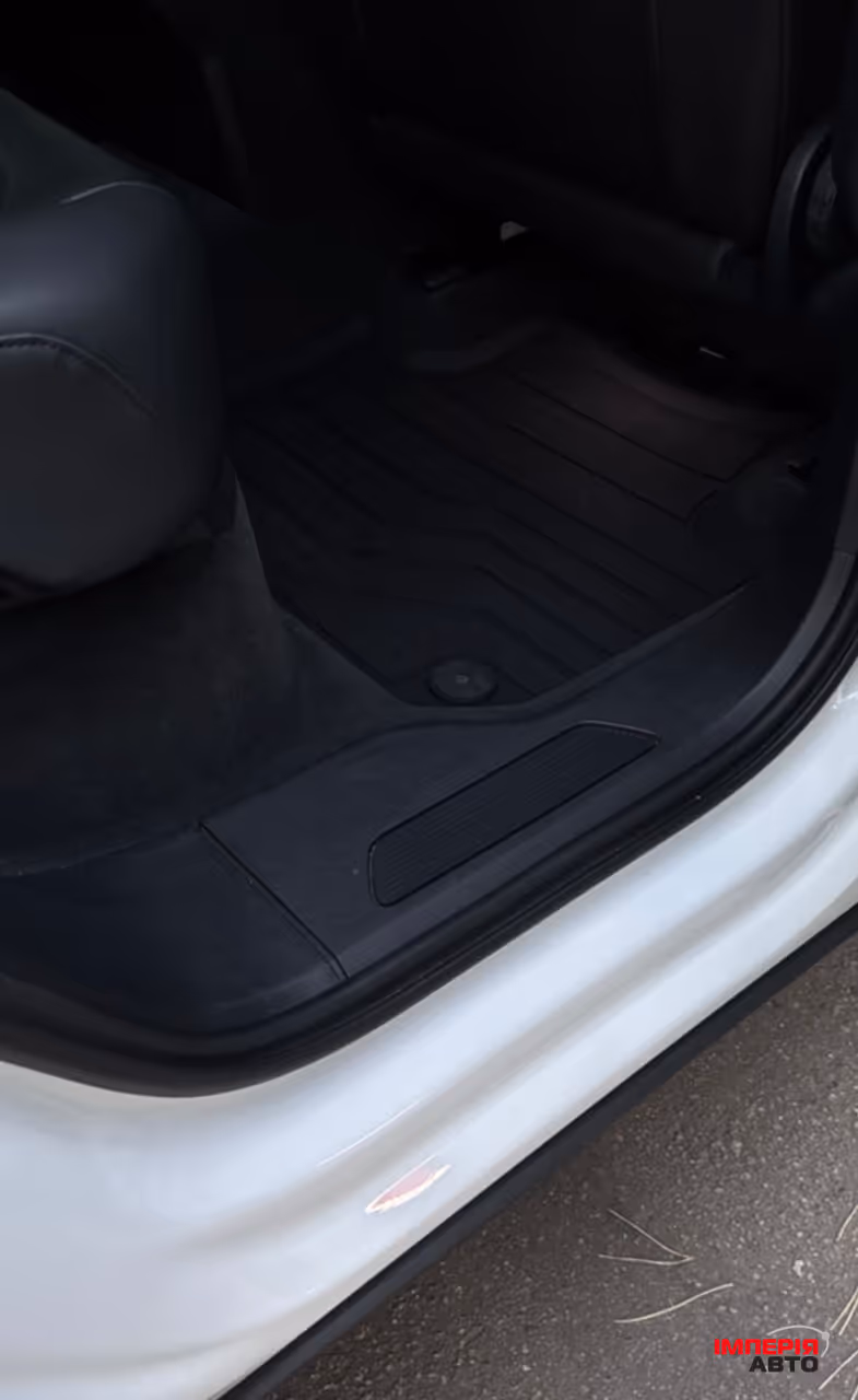 Volkswagen Touareg - фото 27