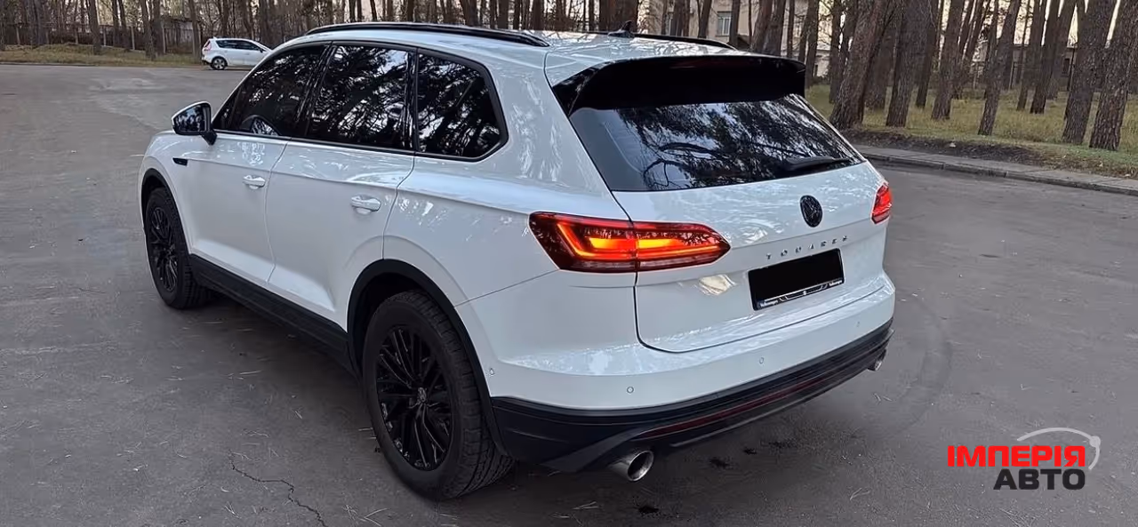Volkswagen Touareg - фото 44