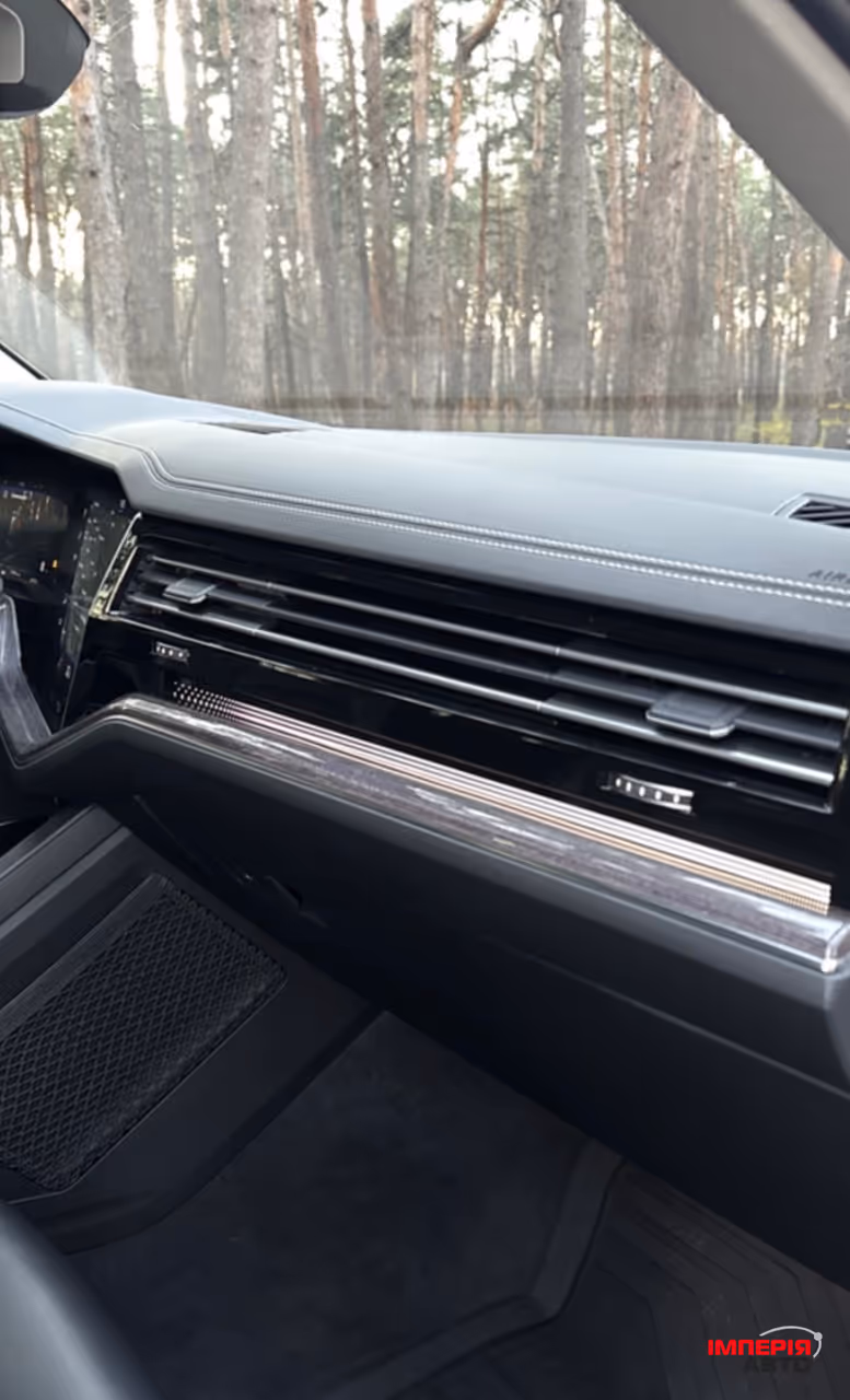 Volkswagen Touareg - фото 22