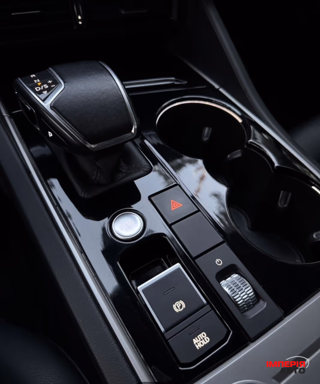 Volkswagen Touareg - фото 20