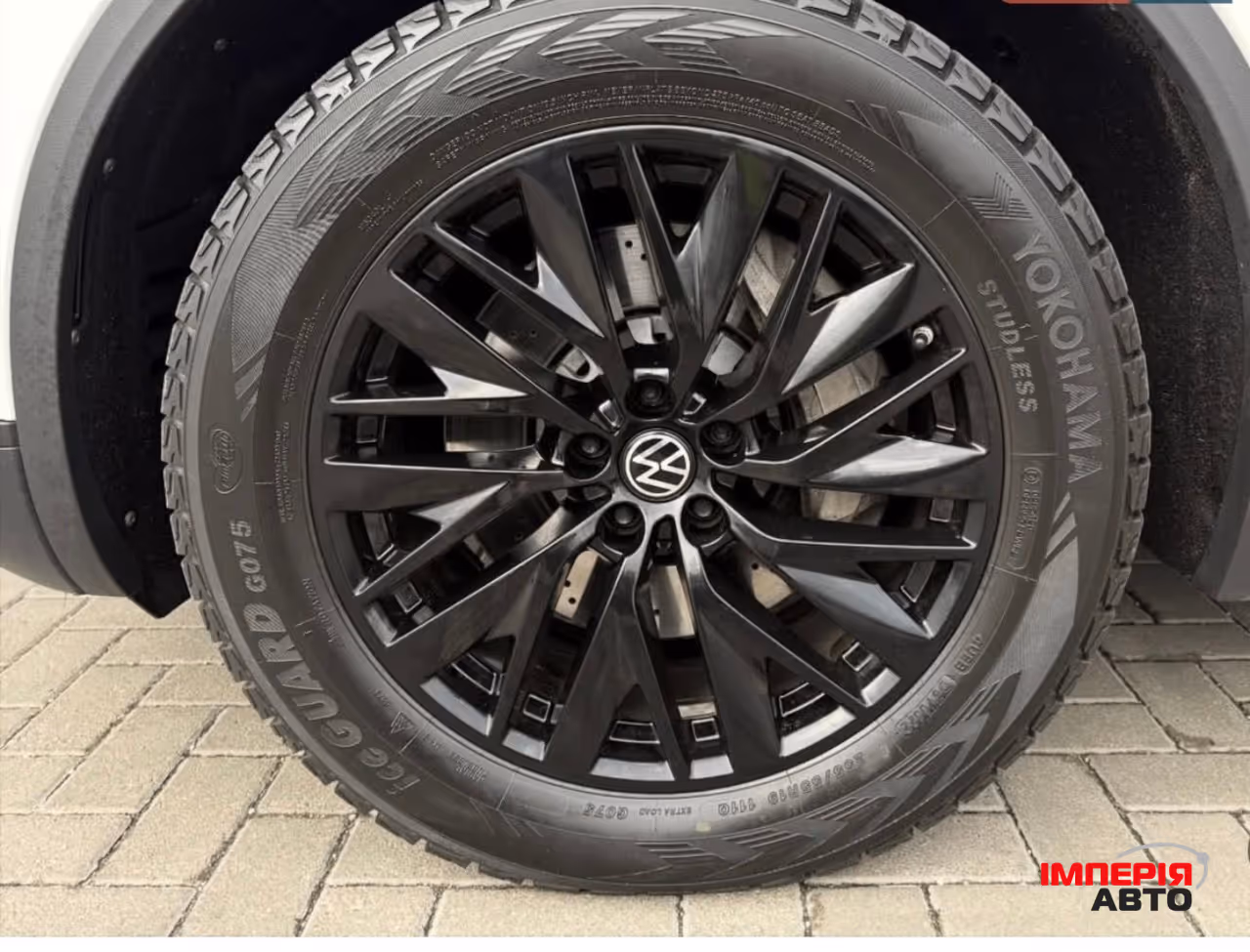 Volkswagen Touareg - фото 10