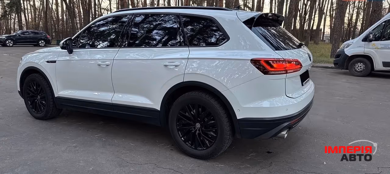 Volkswagen Touareg - фото 43