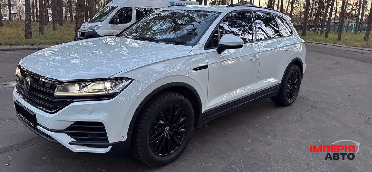 Volkswagen Touareg - фото 41