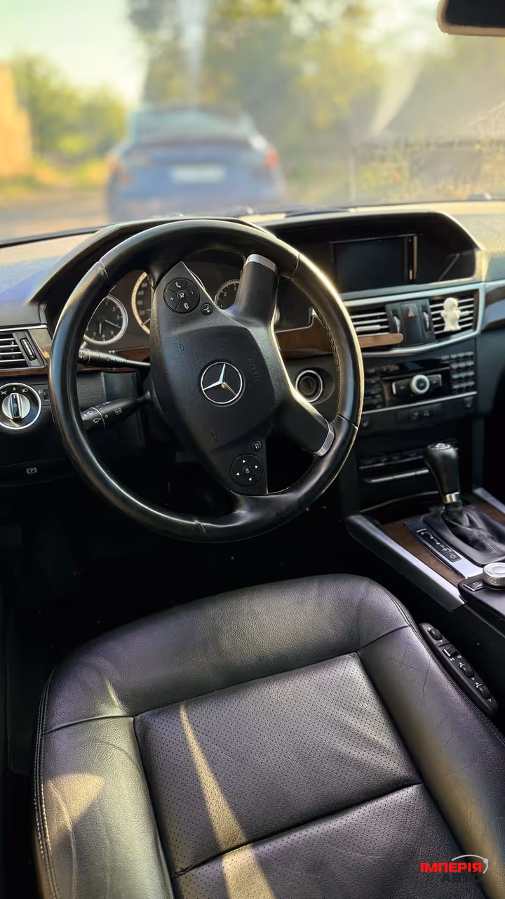 Mercedes-Benz E-Класс - фото 6