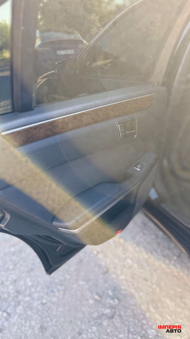 Mercedes-Benz E-Класс - фото 9
