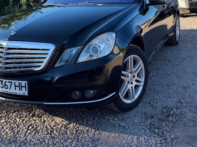 Mercedes-Benz E-Класс - фото 3