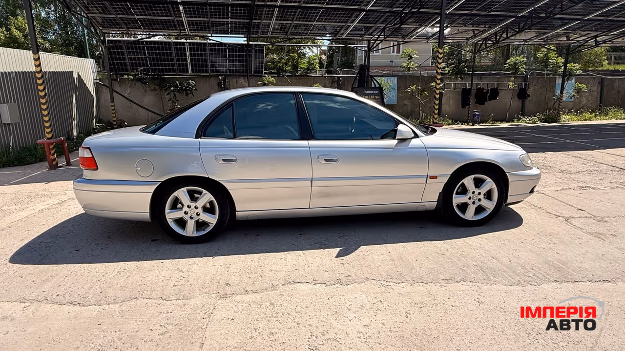Opel Omega - фото 20