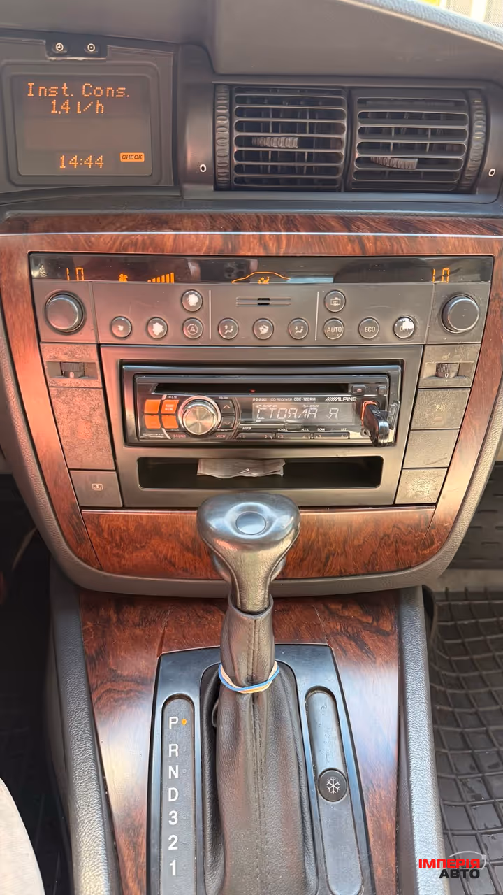 Opel Omega - фото 13