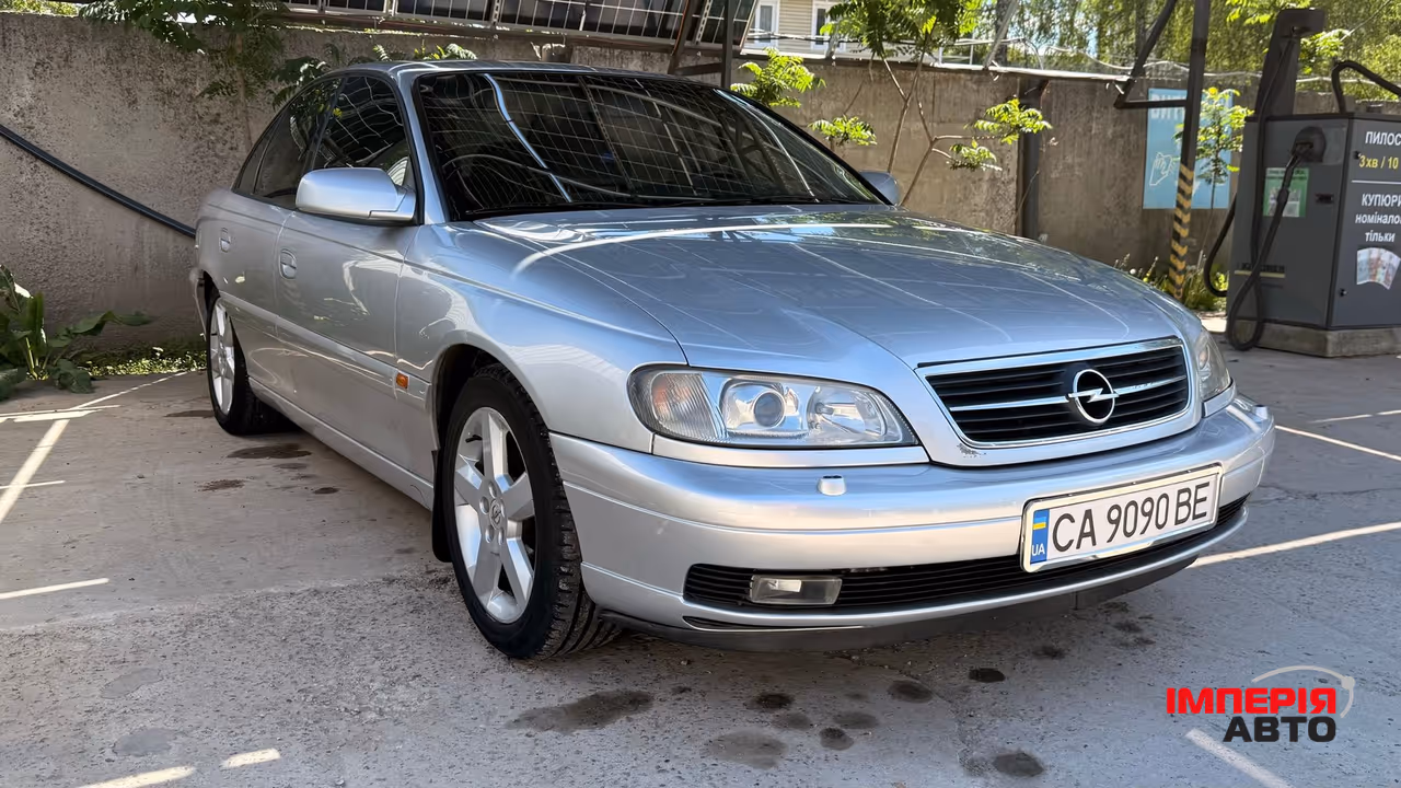 Opel Omega - фото 8