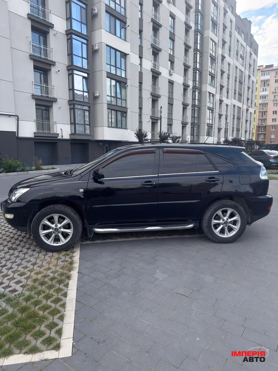Lexus RX - фото 4