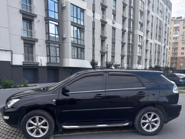 Lexus RX - фото 4