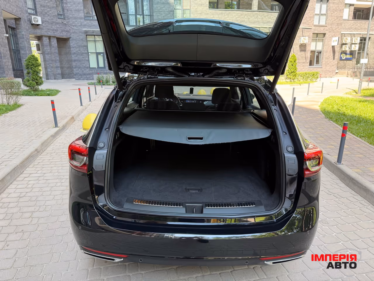 Opel Insignia - фото 12