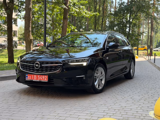 Opel Insignia - фото 3