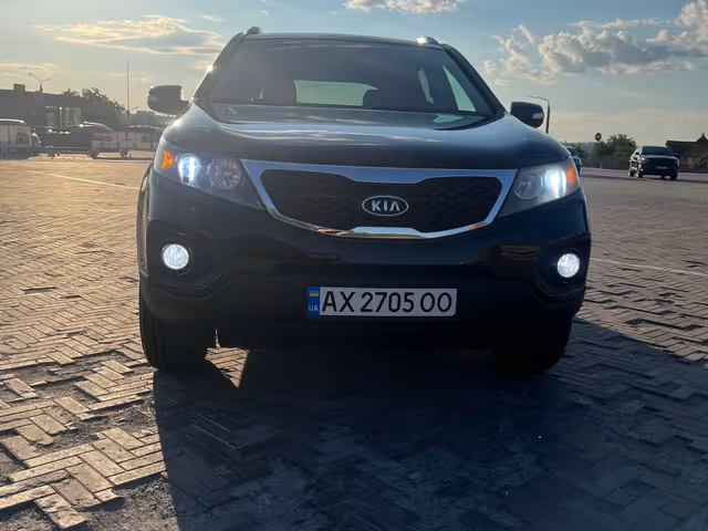 Kia Sorento - фото 3