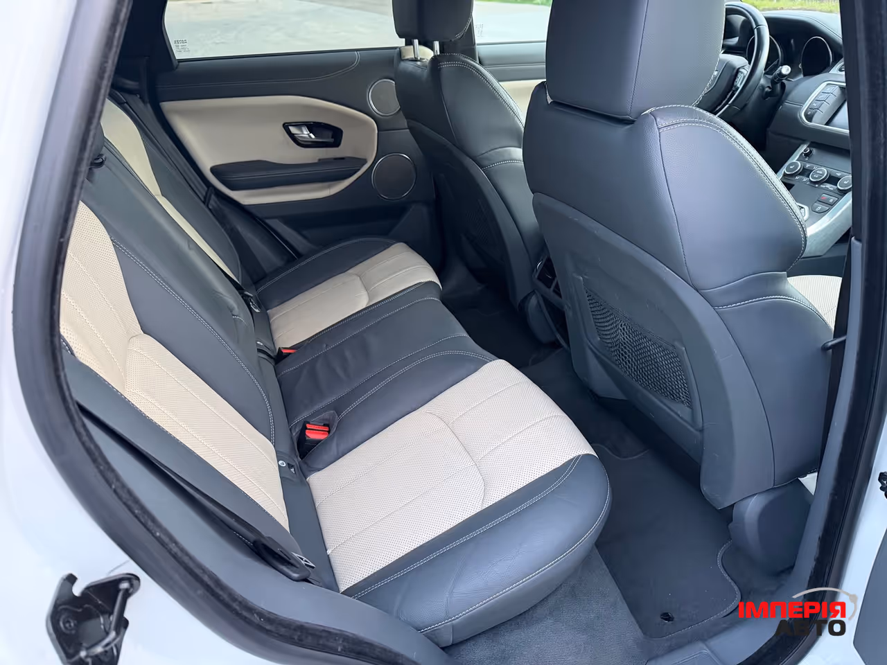 Land Rover Range Rover Evoque - фото 12