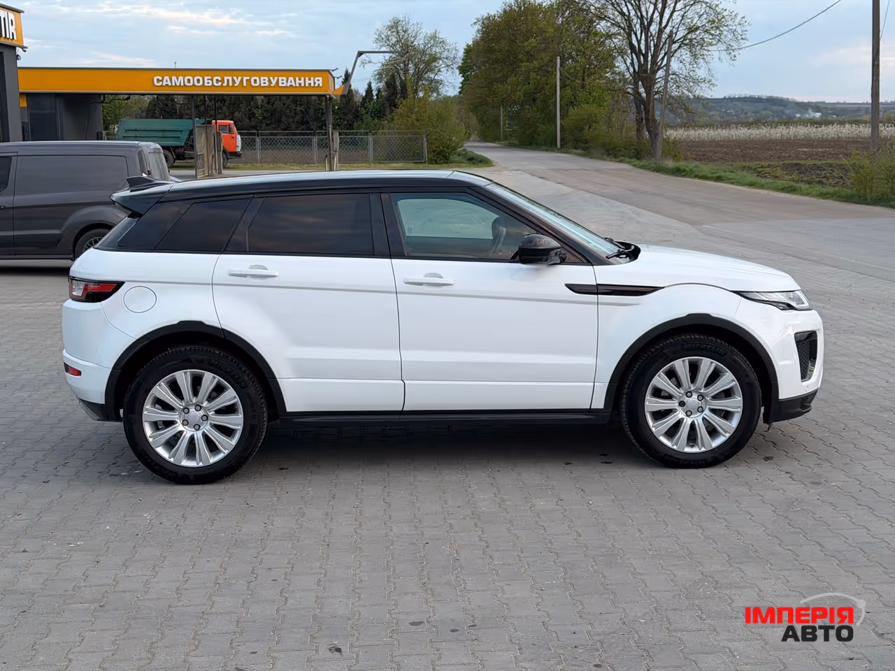 Land Rover Range Rover Evoque - фото 11