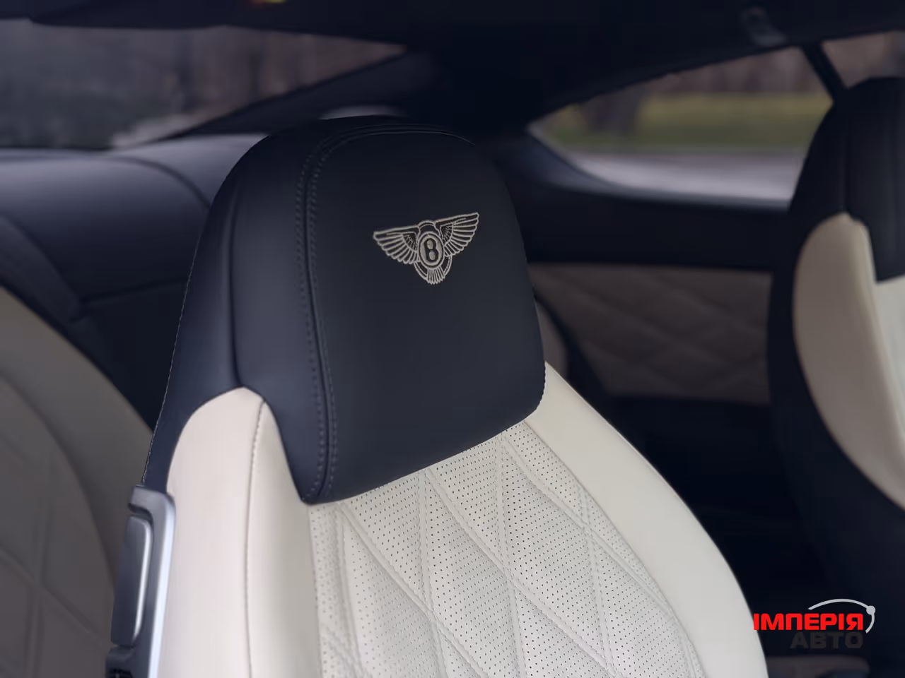 Bentley Continental GT - фото 21