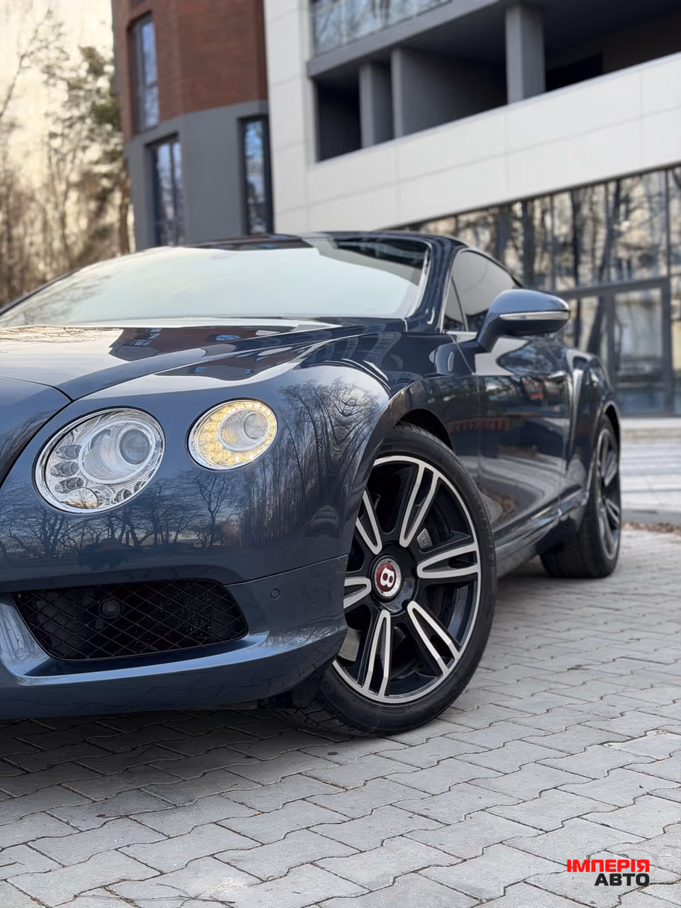 Bentley Continental GT - фото 9