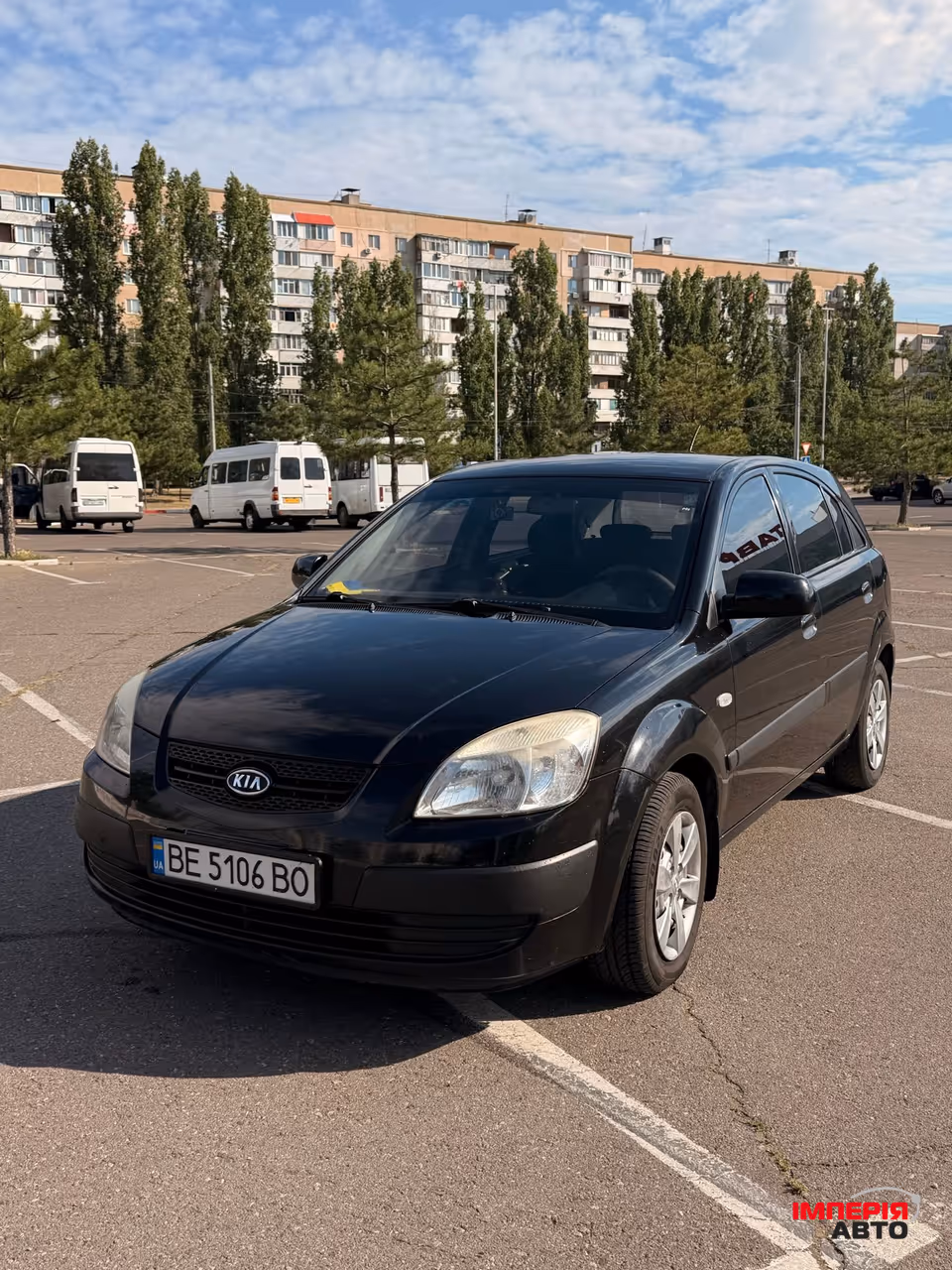 Kia Rio - фото 1