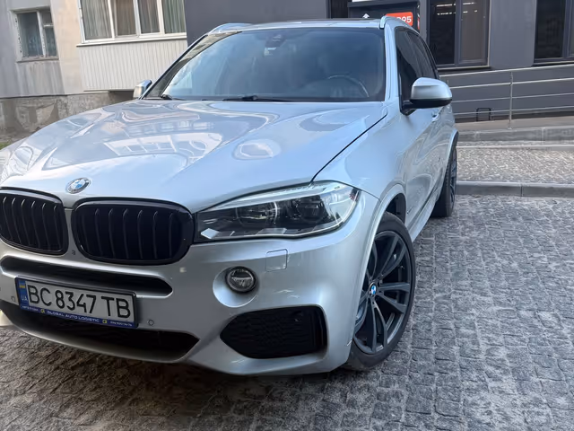 BMW X5 - фото 3