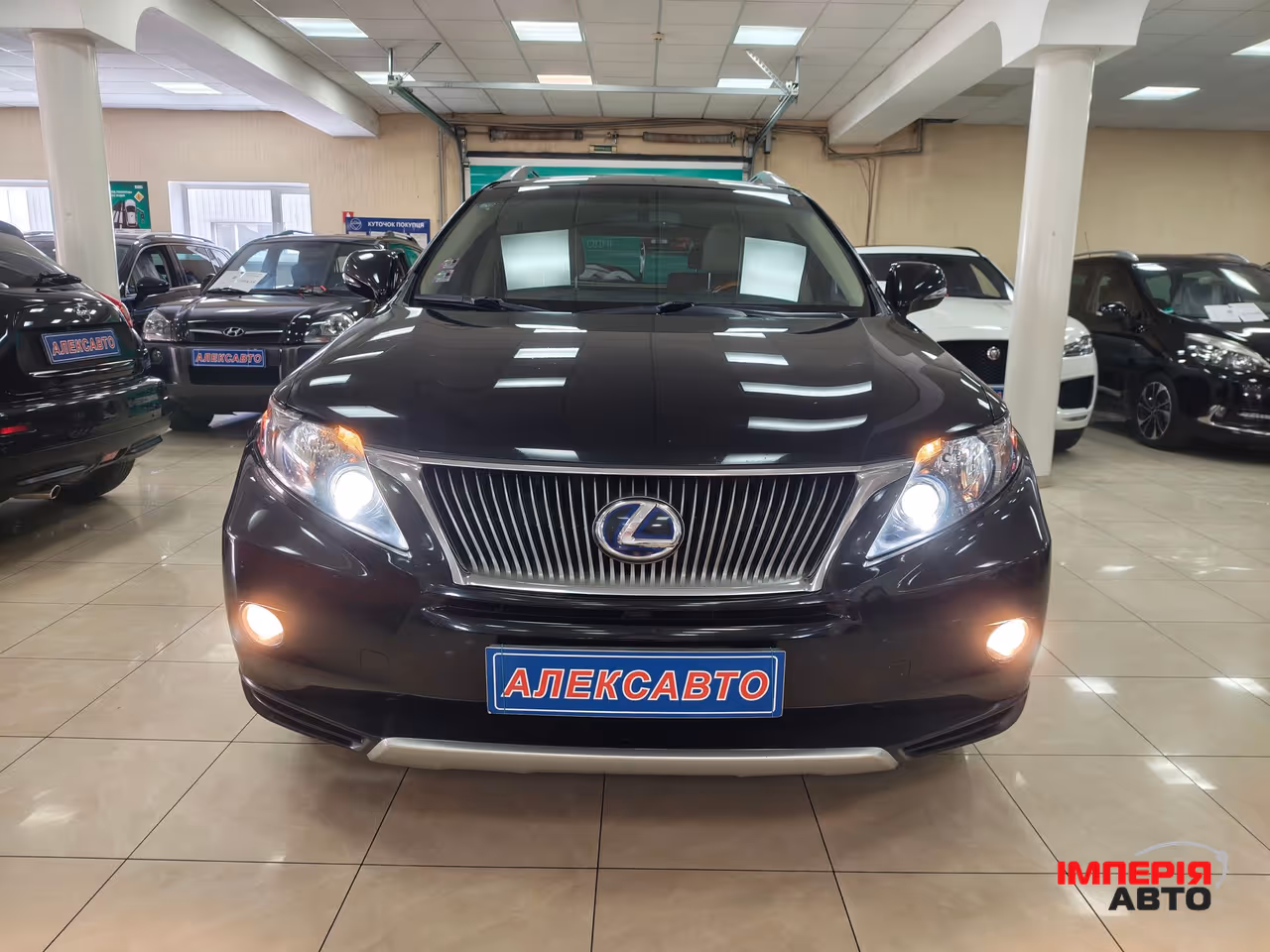Lexus RX - фото 2