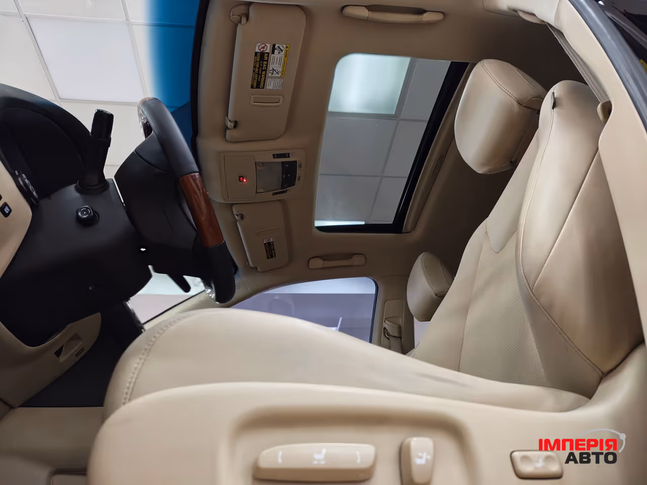 Lexus RX - фото 13