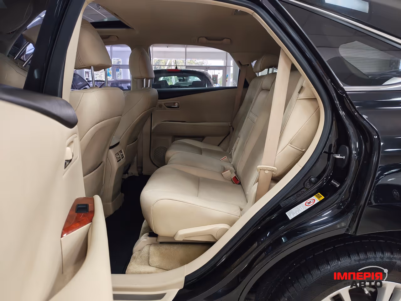 Lexus RX - фото 10