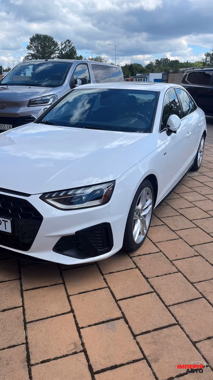 Audi A4 - фото 3
