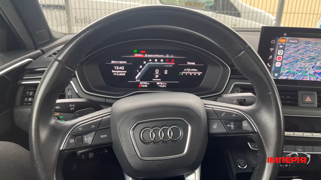 Audi A4 - фото 12